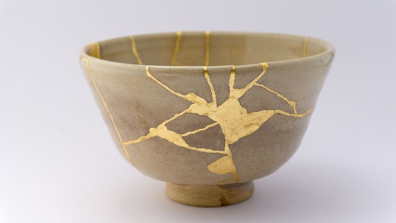 Tee Ceremony, Teezeremonie, Tee aus frischen Kräutern, Naturheilkunde, Kintsugi Workshop, Yoga & Kunst, japanische Kunst, Wabi Sabi