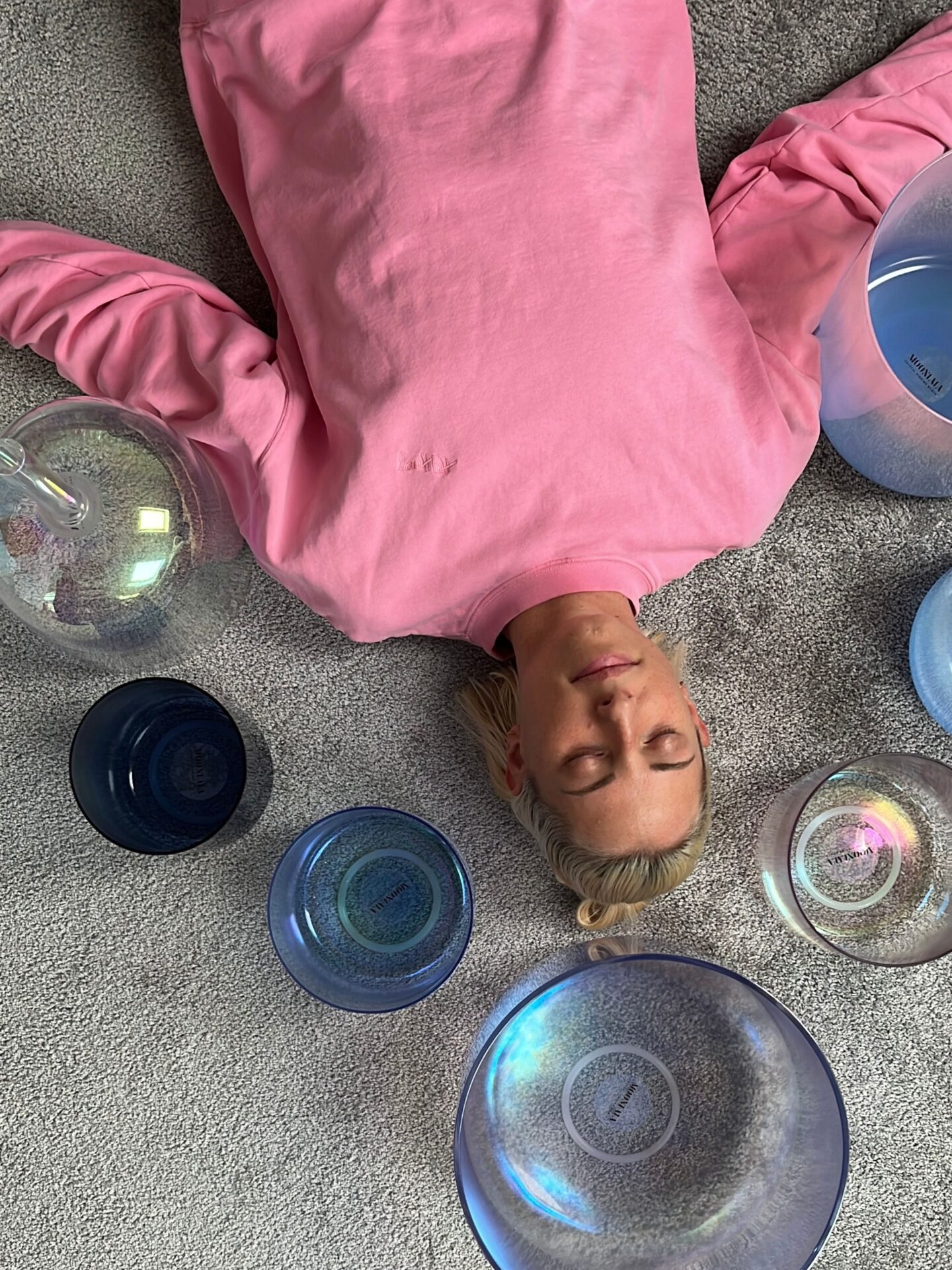 Moonlala Crystal Singing Bowls, Sound Healing, Yoga und Sound Training Ausbildung, Sound Practitioner, YYT, Yoga teacher Training